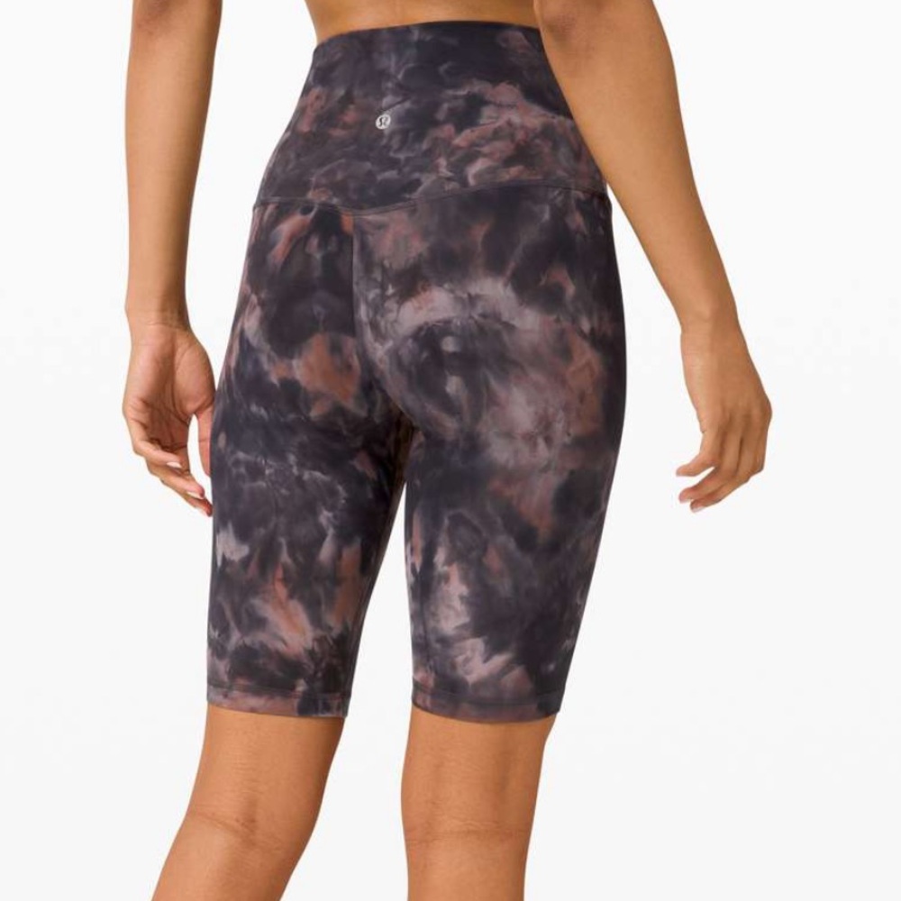 Lululemon Align Super High Rise Short *10"